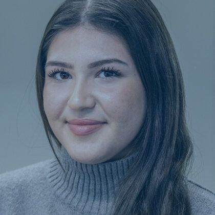 Foto der Mitarbeitenden Frau Arifi